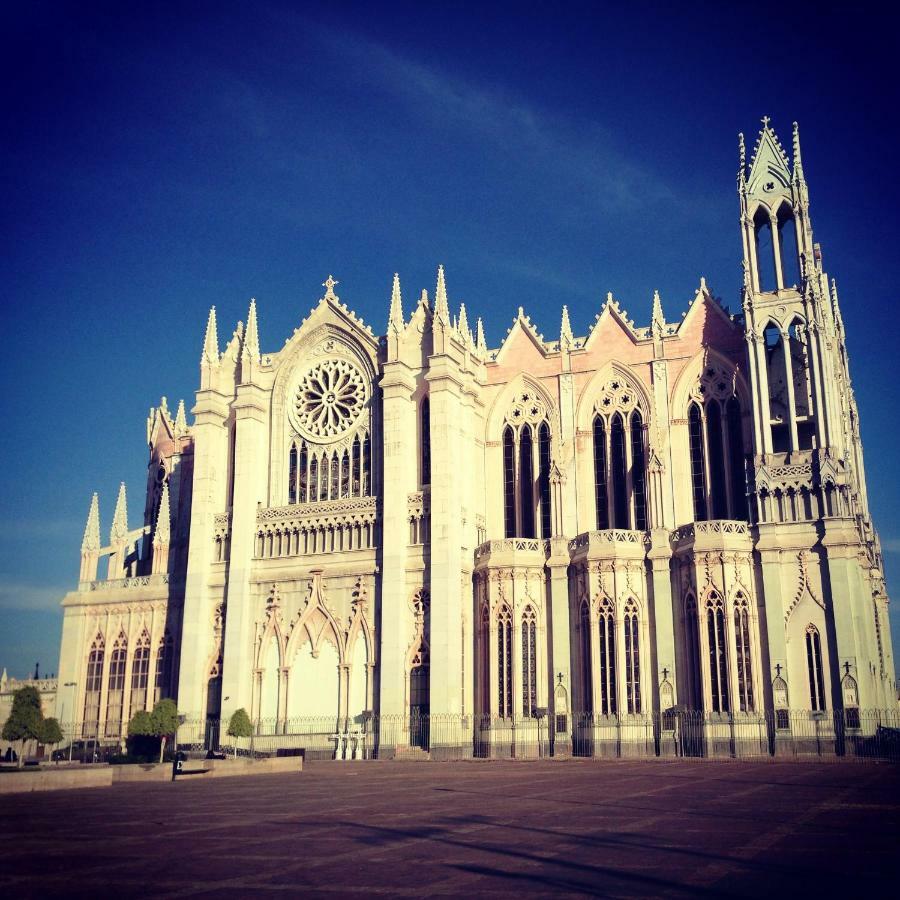 Suites Bajio Леон Экстерьер фото